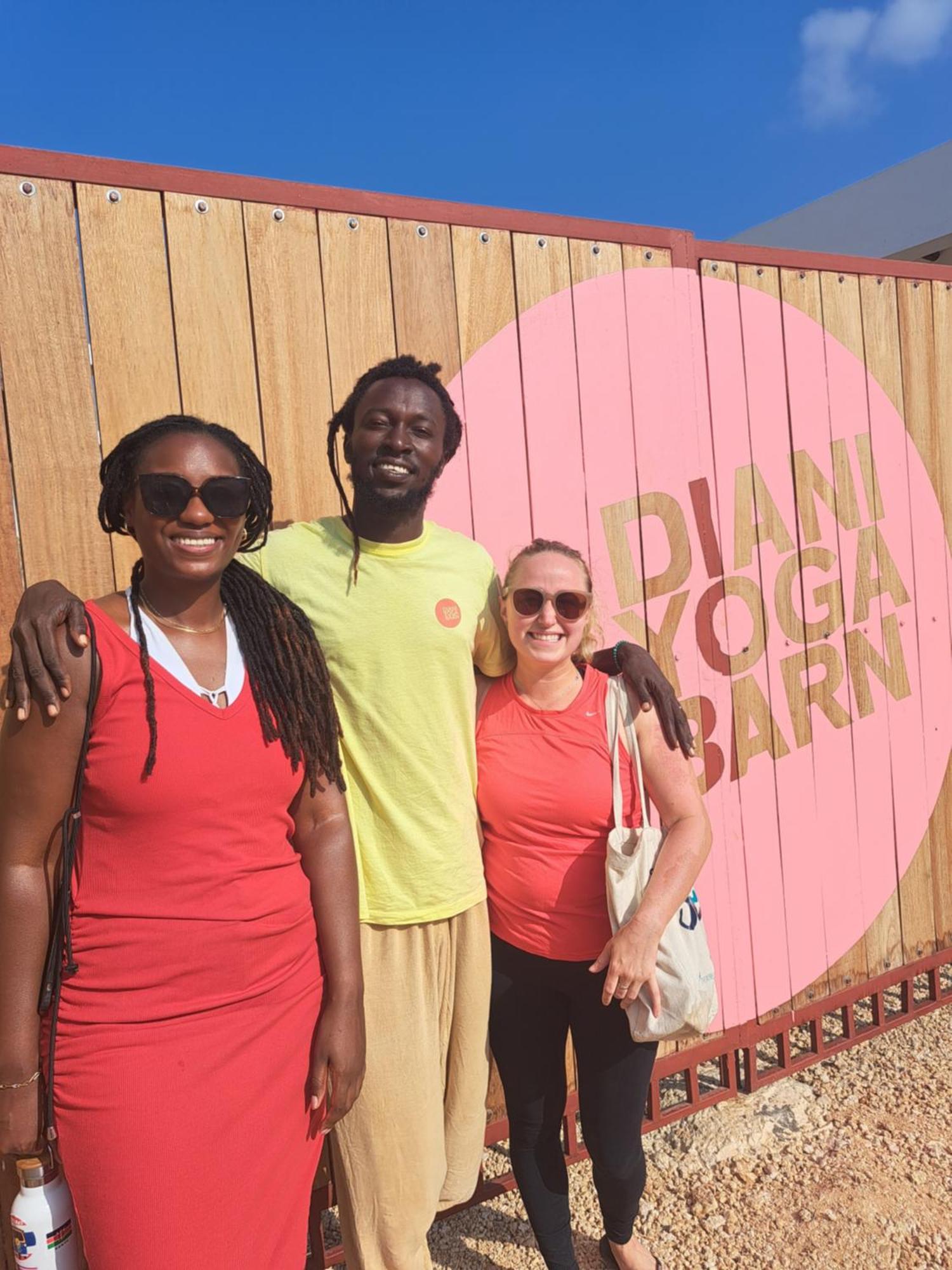 לינה וארוחת בוקר אוקונדה Diani Yoga Barn מראה חיצוני תמונה